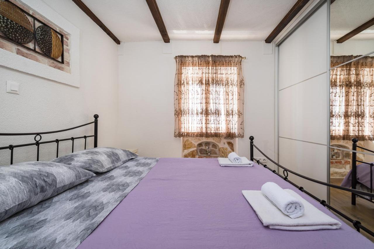 Ražanac Stone Houseヴィラ エクステリア 写真