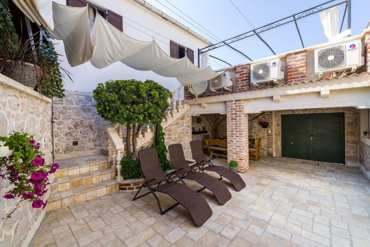 Ražanac Stone Houseヴィラ エクステリア 写真