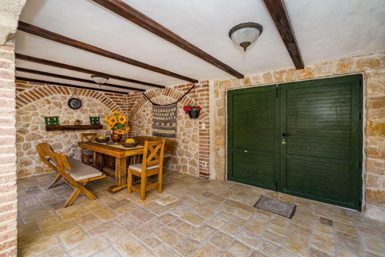 Ražanac Stone Houseヴィラ エクステリア 写真