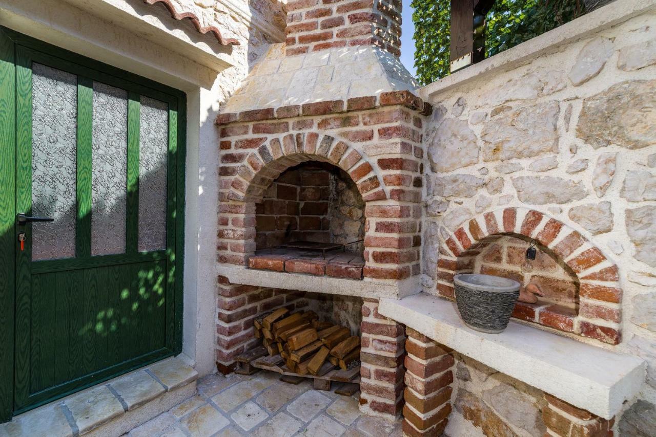 Ražanac Stone Houseヴィラ エクステリア 写真